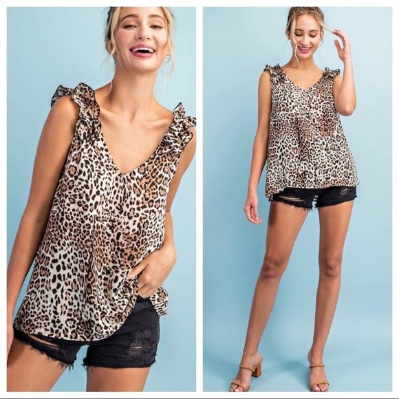 LAST 1! Leopard Print Top! - Picture 1 of 9